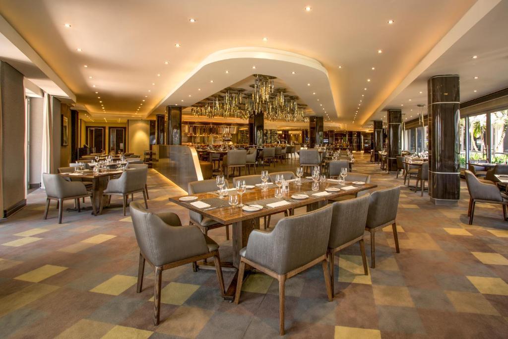 The Maslow Hotel, Sandton Ngoại thất bức ảnh